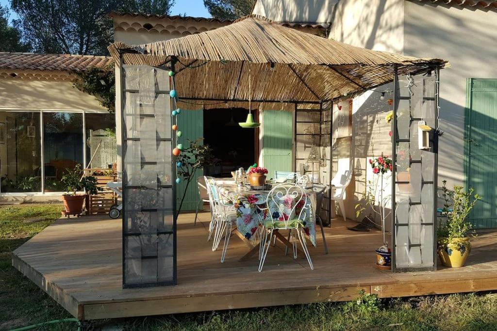 L'Oliveraie En Provence Lambesc Eksteriør billede